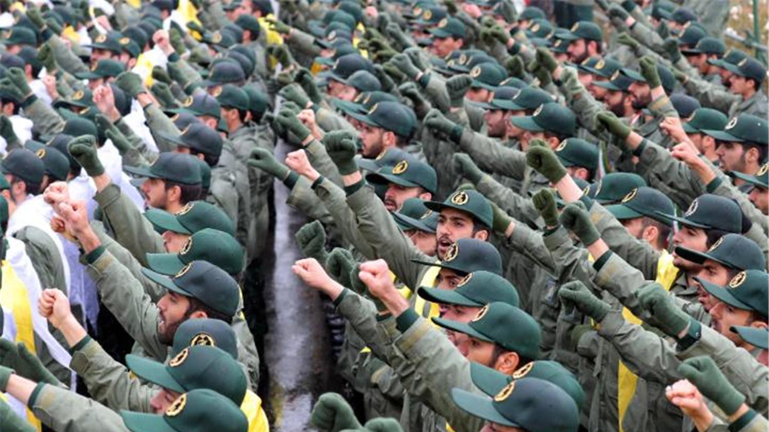 美重兵围伊朗，中央司令异动，全面大战开打？中方在联合国抄后路