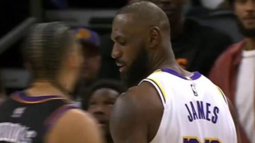 詹姆斯28分湖人轻取太阳，夺得首轮对位火箭的主场优势