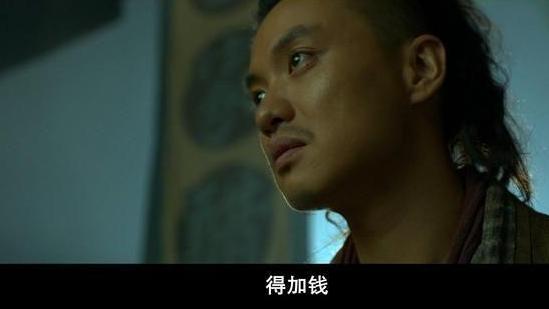 记住，上班就是演戏，领导对你好，工资给得高，你就陪他们演