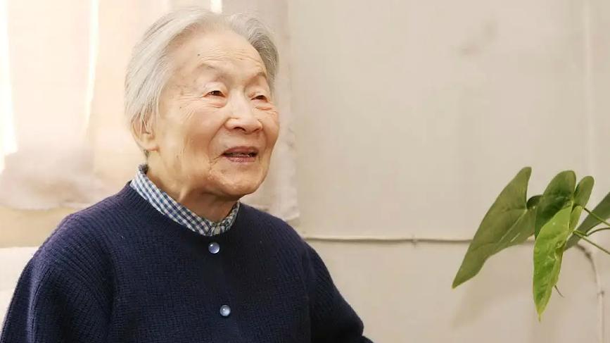 杨绛先生说：不要过度窥探你的老公，好的婚姻都是各过各的，绝对的忠诚是不存在的。