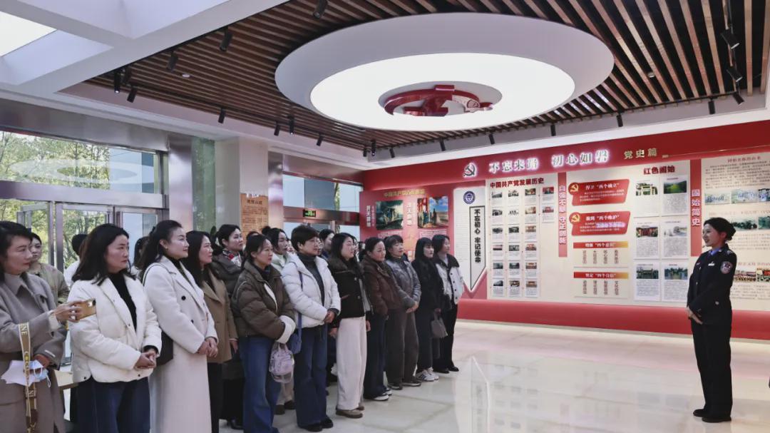 固始县公安局举办“修身齐家树正风”家庭助廉活动