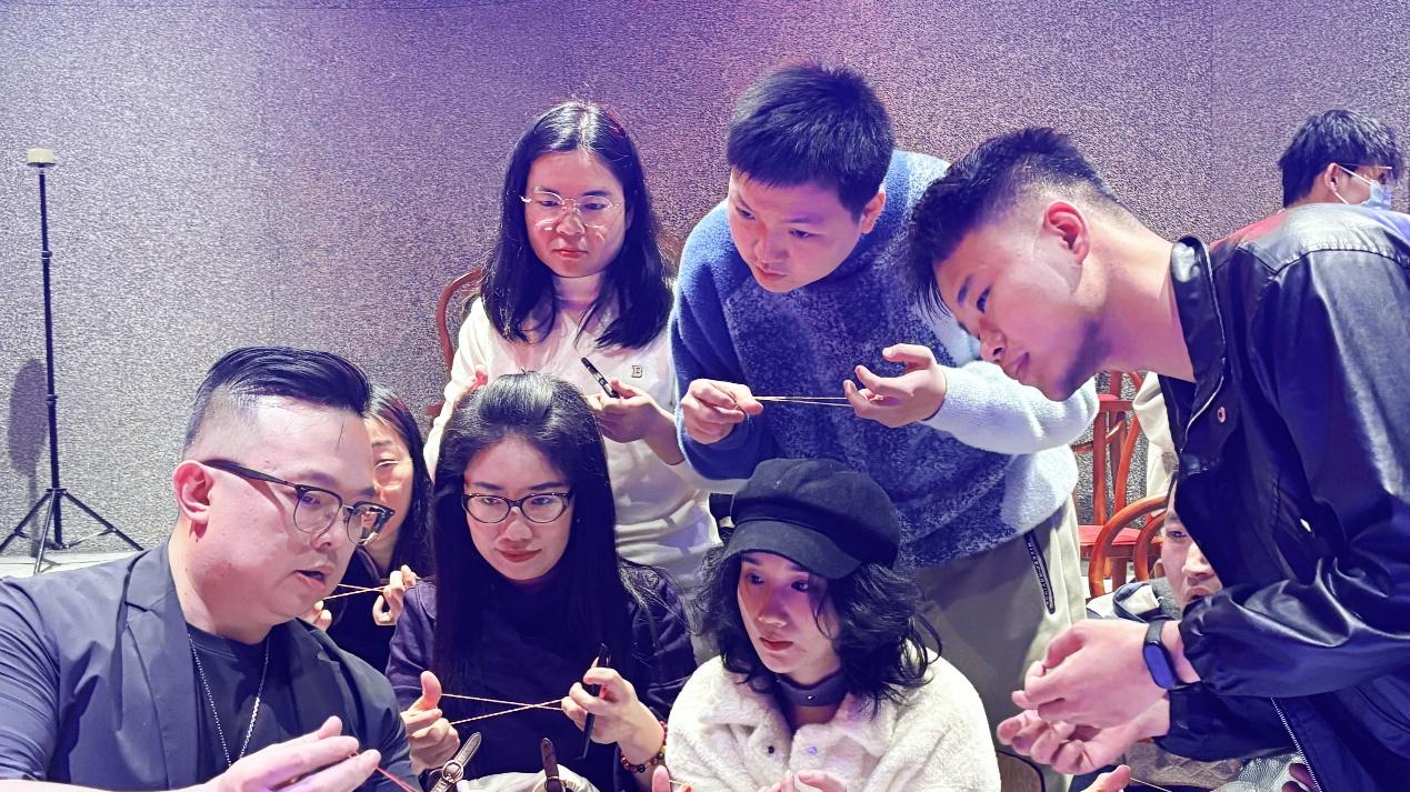 深圳市妇儿大厦“引力共生Crush计划”最终场奇幻破冰社交活动助力青年开启新年社交新篇章