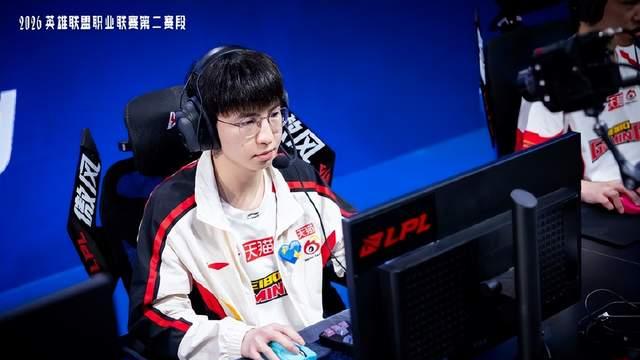 LPL首周赛程迎来尾声，先锋赛冠军BLG冲击三连胜，Elk战旧主！