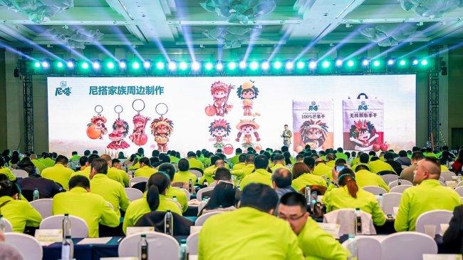 溜溜梅焕新出发！多款新品齐登场，尼嗒果干全新亮相