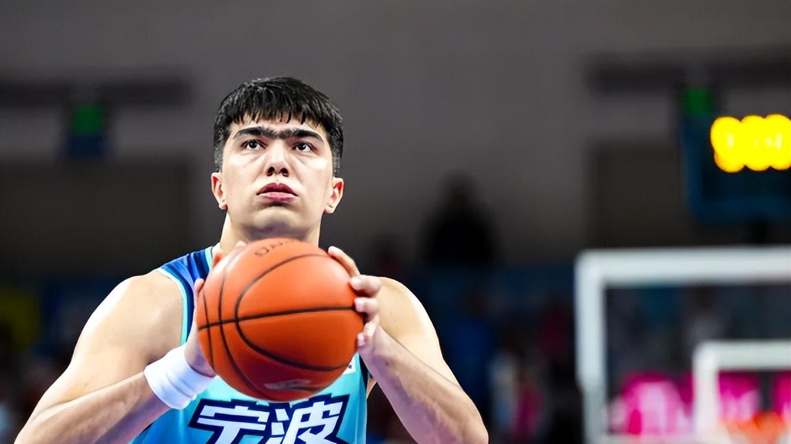 跟赵睿性质一样？李祥波喷鲁吐布拉“打馕”真有那么严重吗