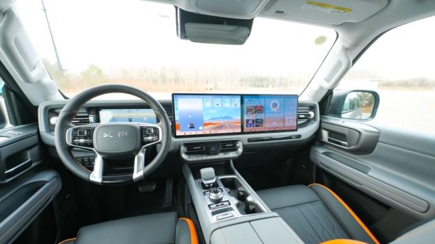 开久了才知道，有些安全感是默默守护的