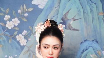 薛凯琪春晚舞台「天生媚骨」魅力剖析