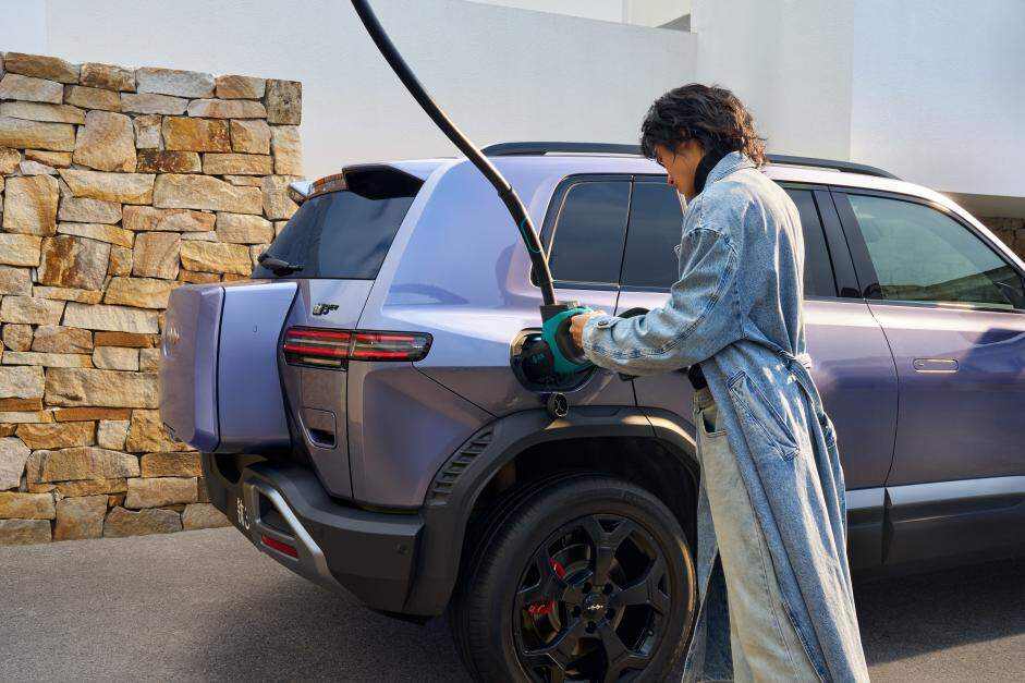 15.38万元起售，长续航超快充，方程豹钛3闪充版上市