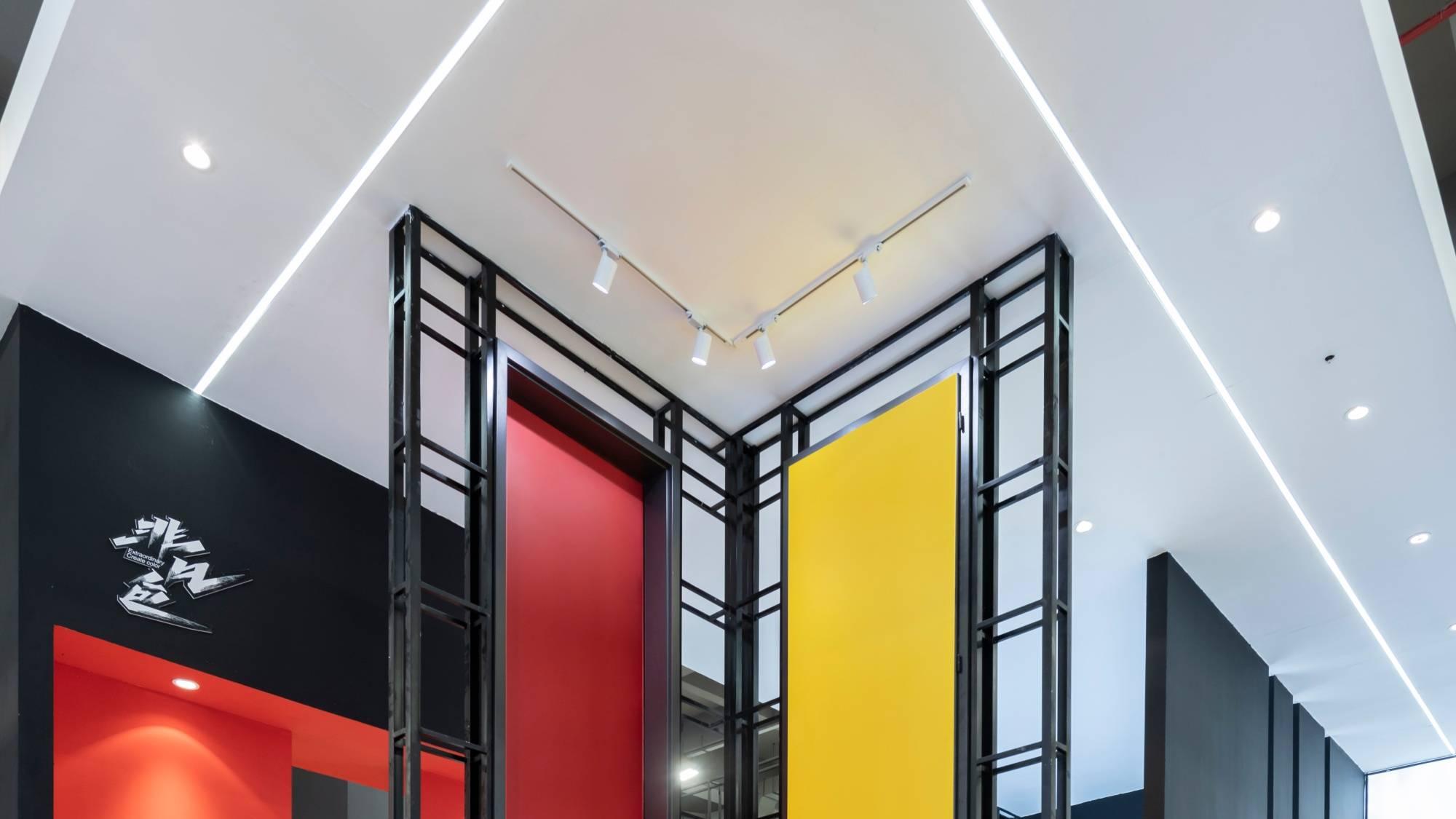 霍尔茨的战略辩证法：在一体化整合中，深挖木门专业护城河