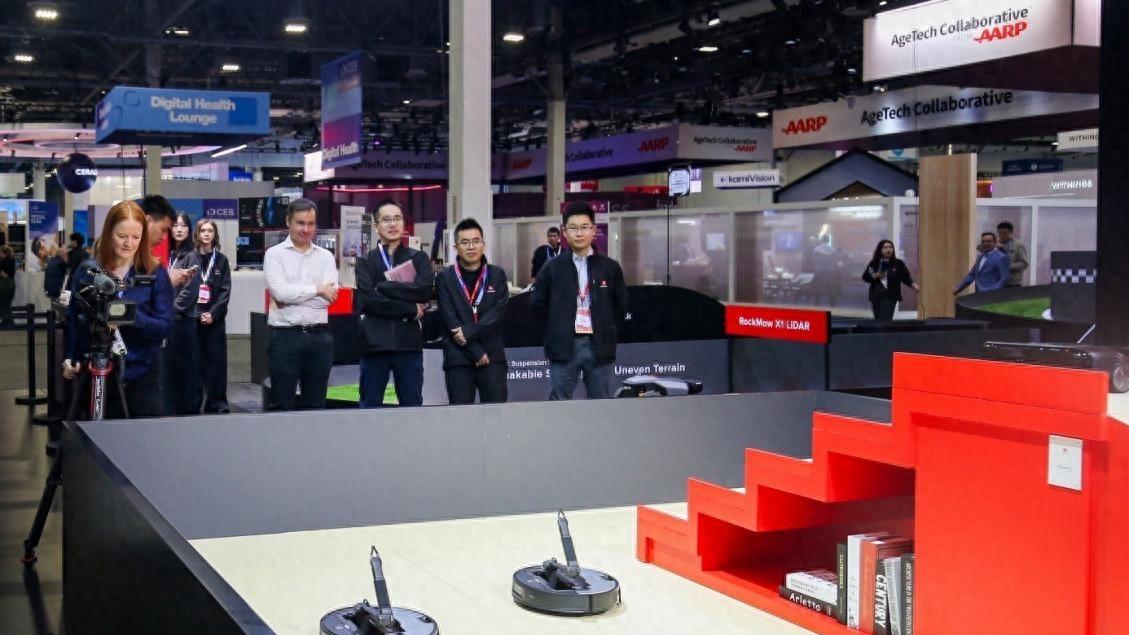 从CES看未来之家，石头科技用具身智能重新定义家庭清洁