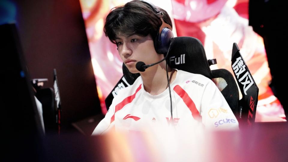 LPL首支人机队伍诞生！开赛0-12一场不赢，小虎都出杀人书上嘴脸