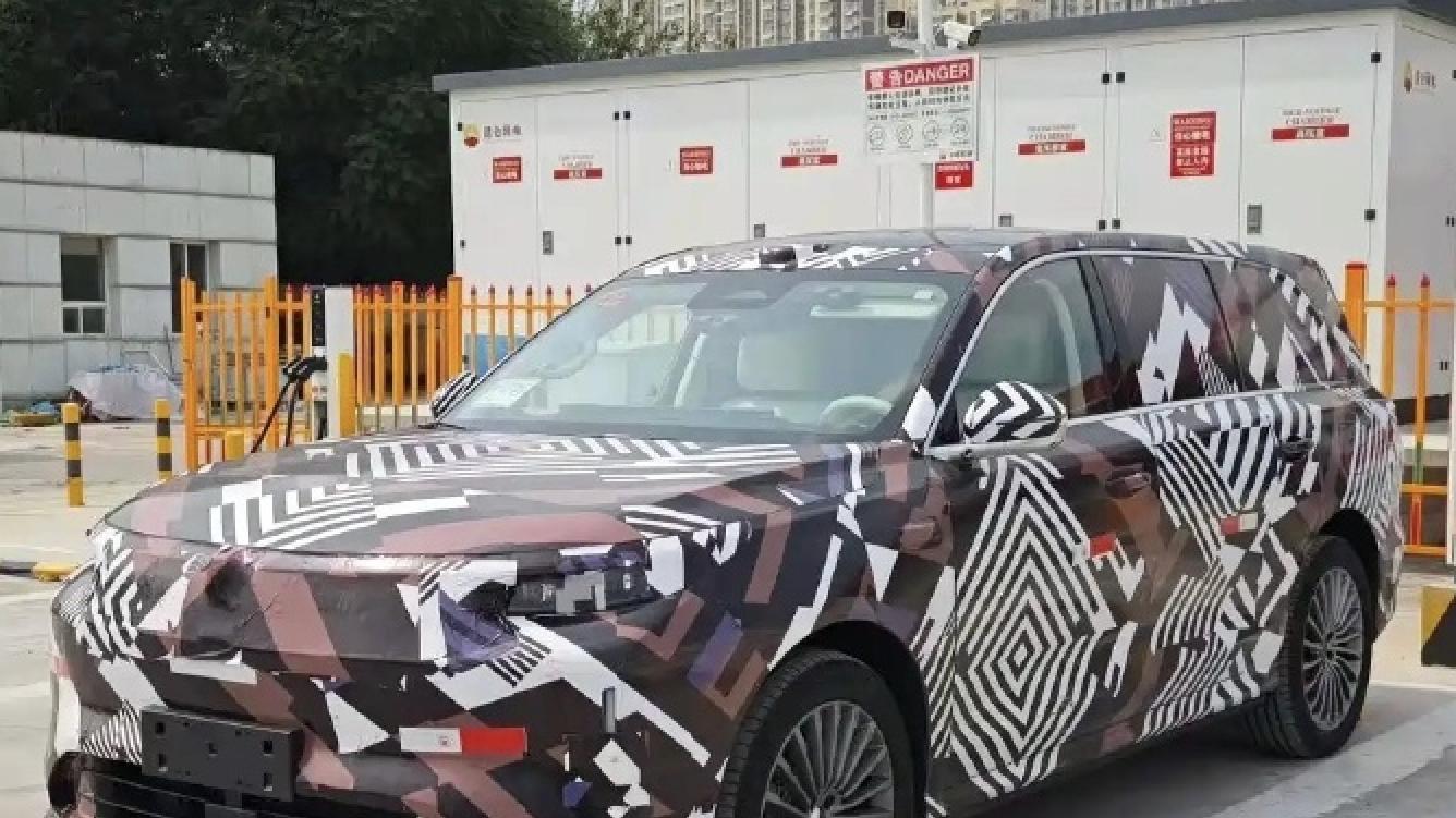 长城归元平台首款AI 旗舰SUV官宣，定名V9X，上市在即敬请期待