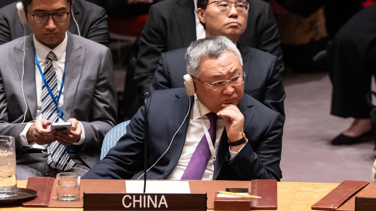重磅发声！中方在联合国硬刚美以，弃权+失望，中东局势决议草案未获通过