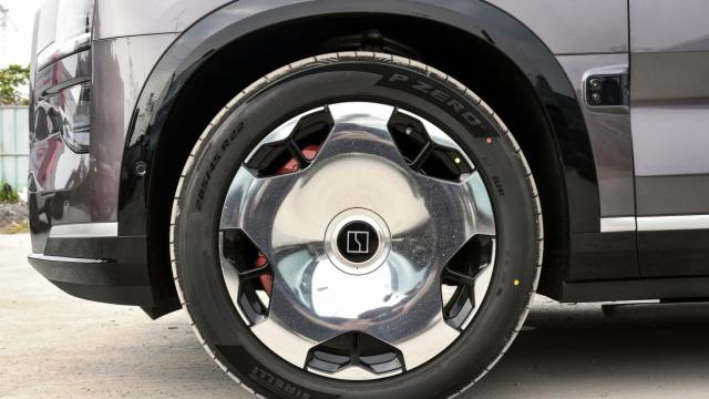 极氪9X值不值？建议直接上Hyper版