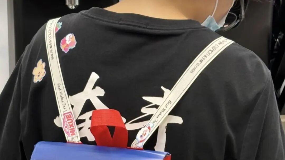 奶茶袋除了装奶茶还有N种用法，年轻人真会玩！