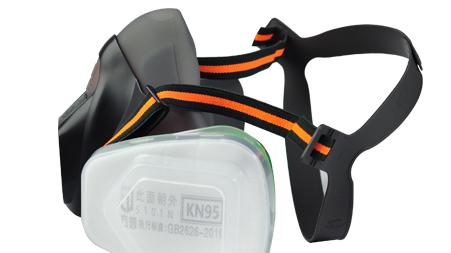 焊锡有风险，防护不缺位 —— 方盾守护海上作业安全