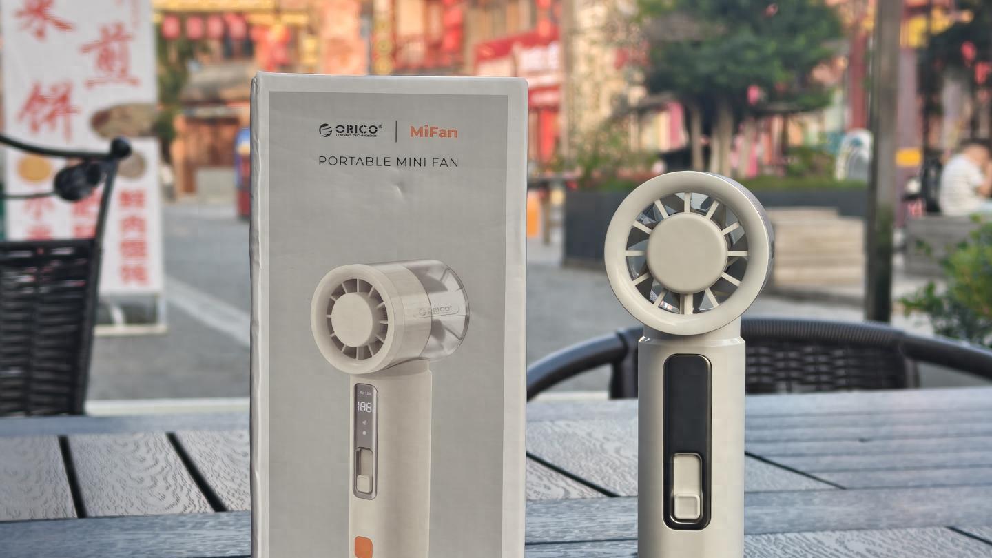 别再买几十块的塑料玩具了！35℃暴晒下，只有它能吹出“真冷气”