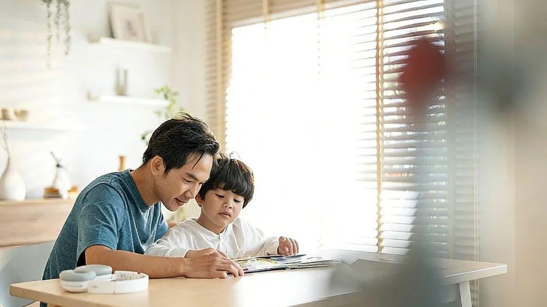 别总替孩子做决定！多说这几句话，孩子会越来越有主见