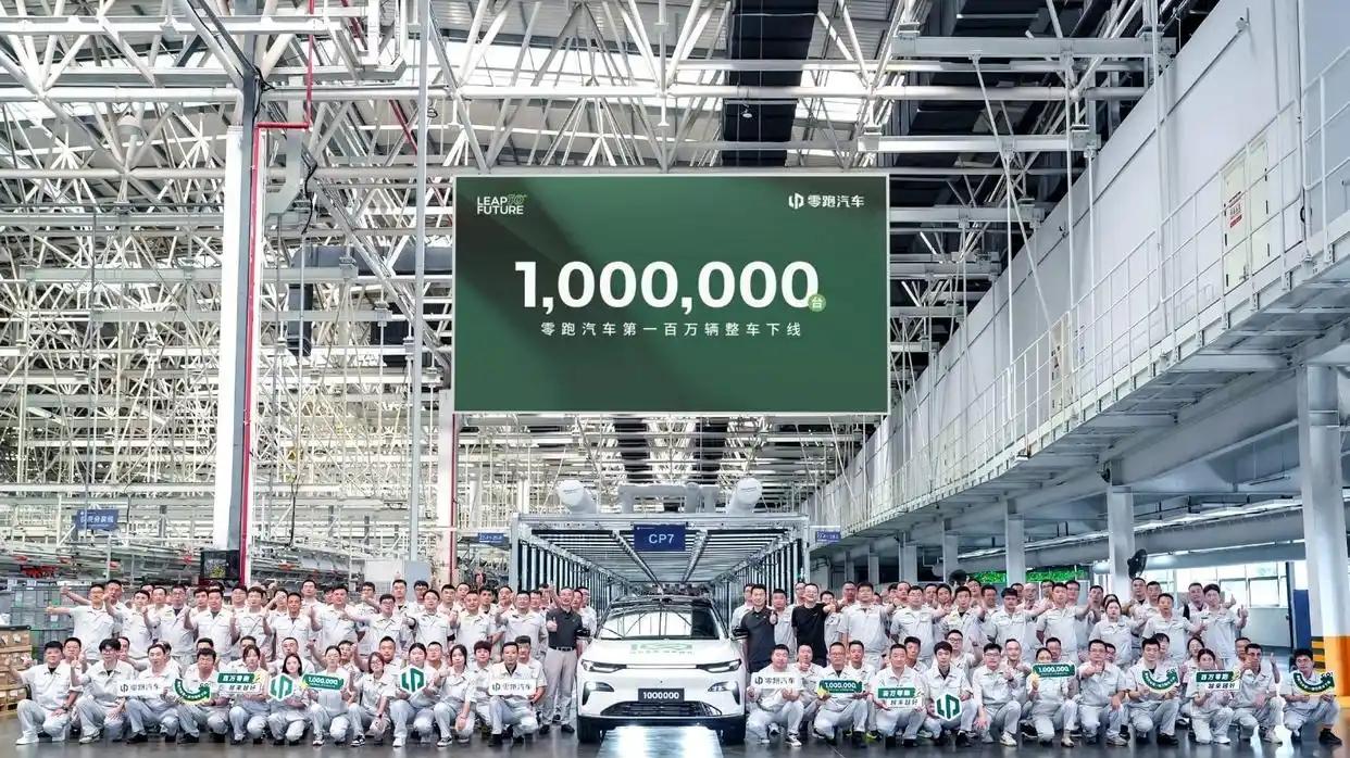 造车新势力“销量冠军”易主：超过理想、鸿蒙智行，一年卖出59.66万辆