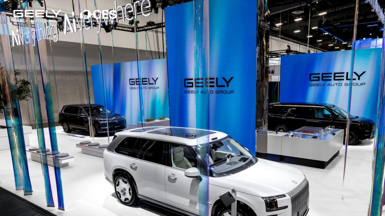 四刷CES！极氪凭啥让海外网友“馋哭”还愿加价？