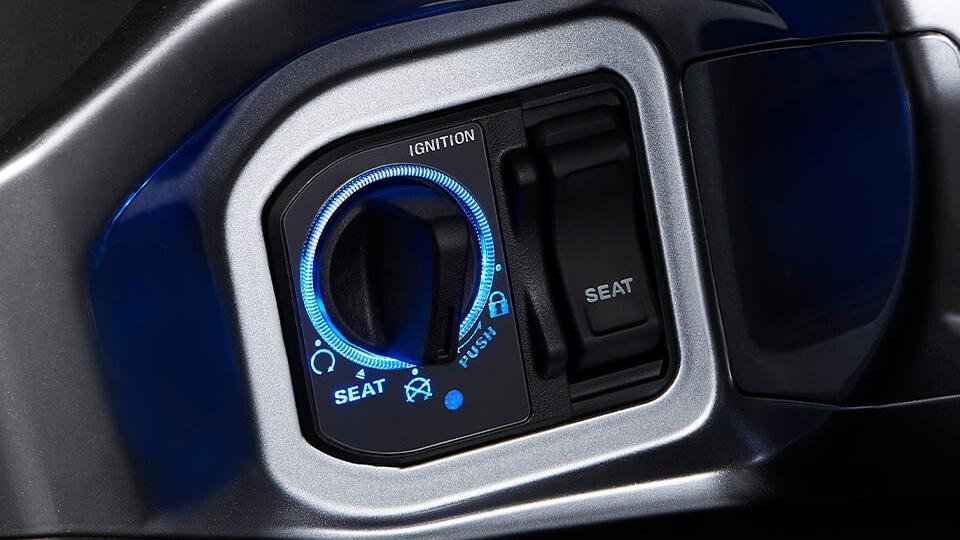 本田系独立标NPF125，优惠2000元搭载esp引擎，百公里油耗2.05升