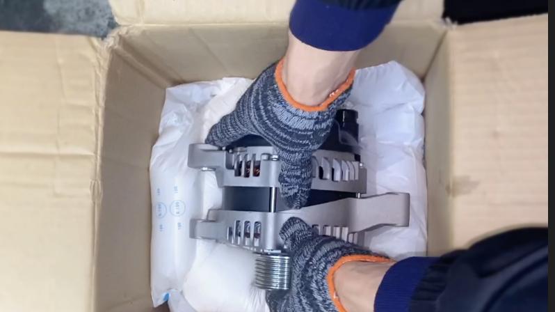 手拍即发！这个小袋子凭什么让精密配件"躺平"也能安全到家？