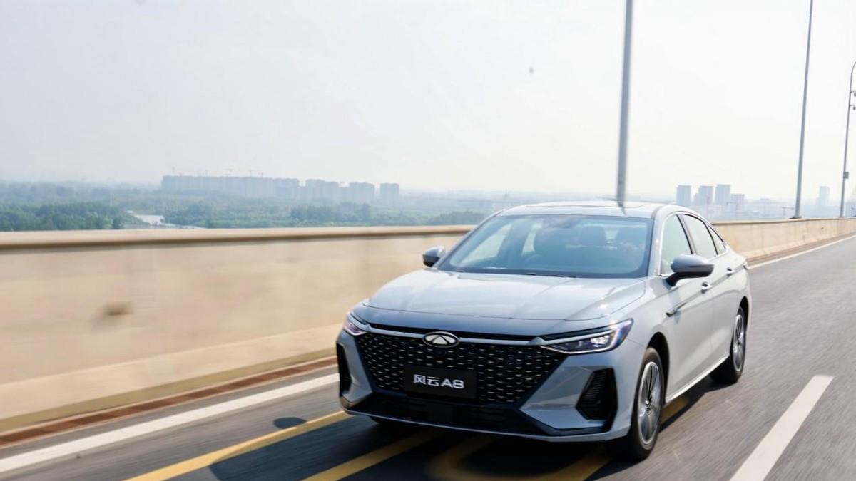 安全与性能兼得！国民混动家轿风云A8仅需7.99万元起