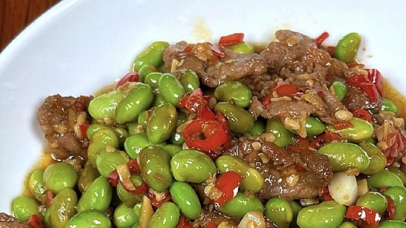 毛豆炒牛肉：厨房里的黄金搭档