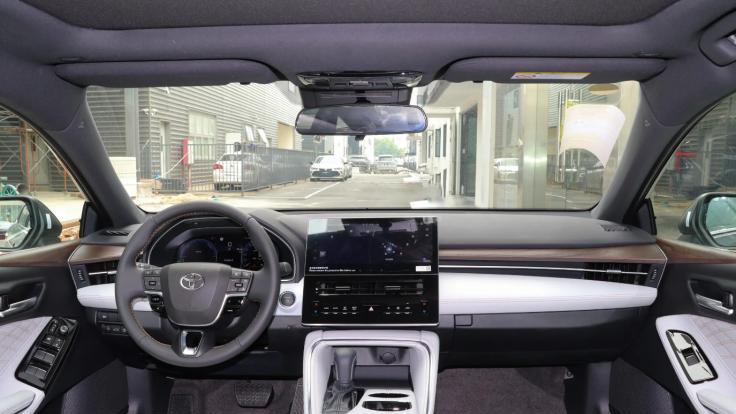 二手混动车选购指南：月薪三千也能实现驾车出行自由？