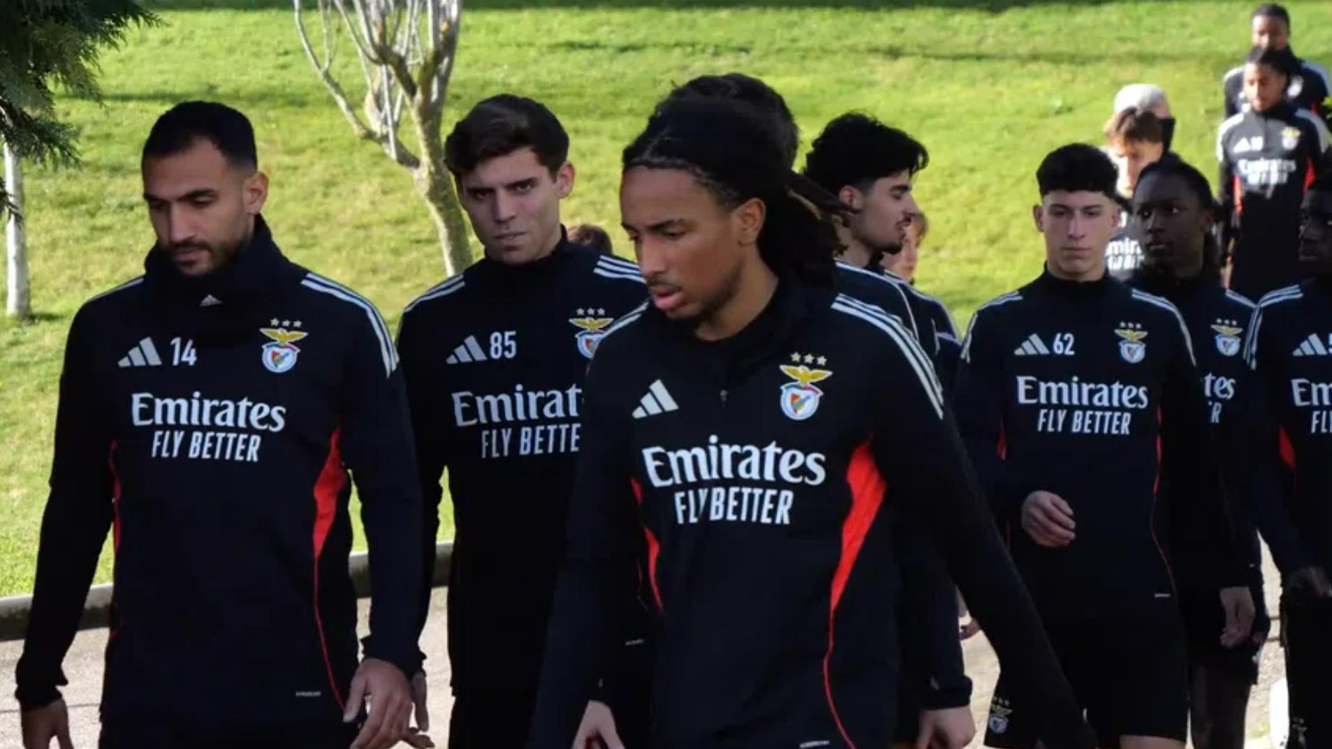 穆里尼奥失眠后急召哪些新星？谁迎良机？后防告急：谁临危受命？