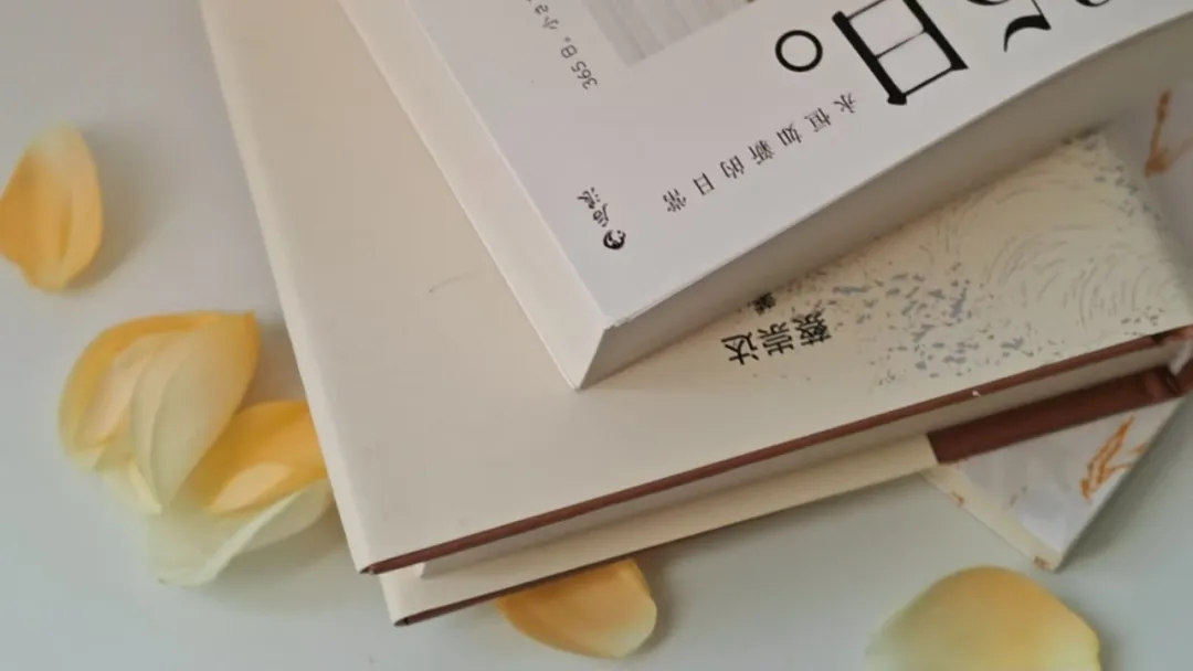 对亲人暴躁，对外人和善的人，多半是这3种人