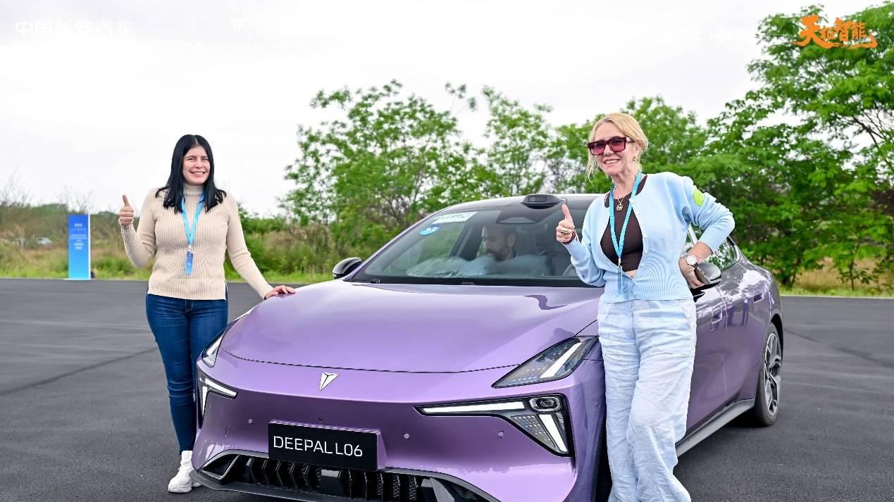 长安“海纳百川2.0”核心引擎：深蓝汽车开启中国品牌全球化新征程