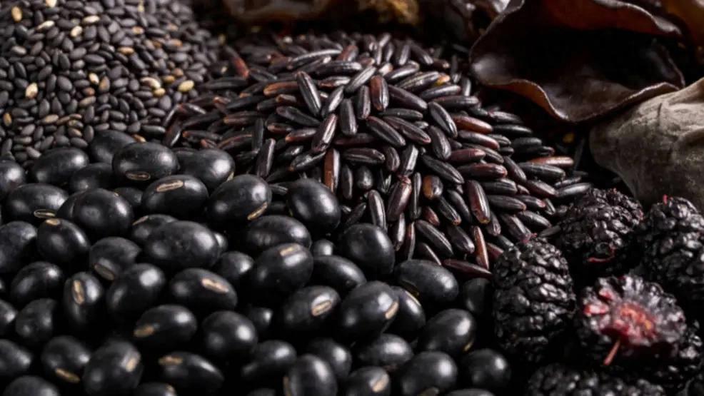 三九四九——冬令食补“黑养生”