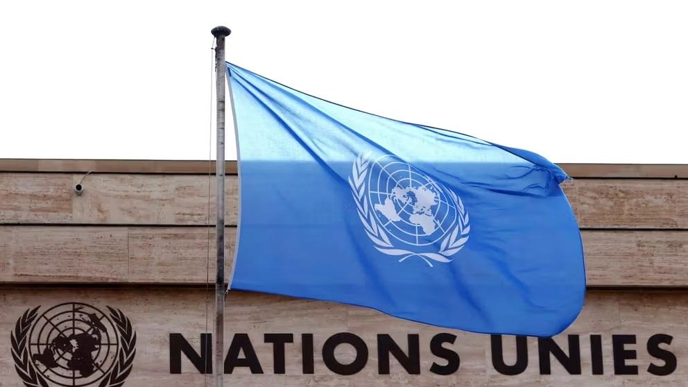 英语：伊朗驻日内瓦外交官寻求瑞士政治庇护