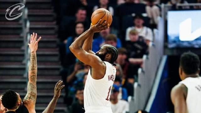 场均20+5+8！必须把球给哈登，阿特金森回应记者，他说出三大优势