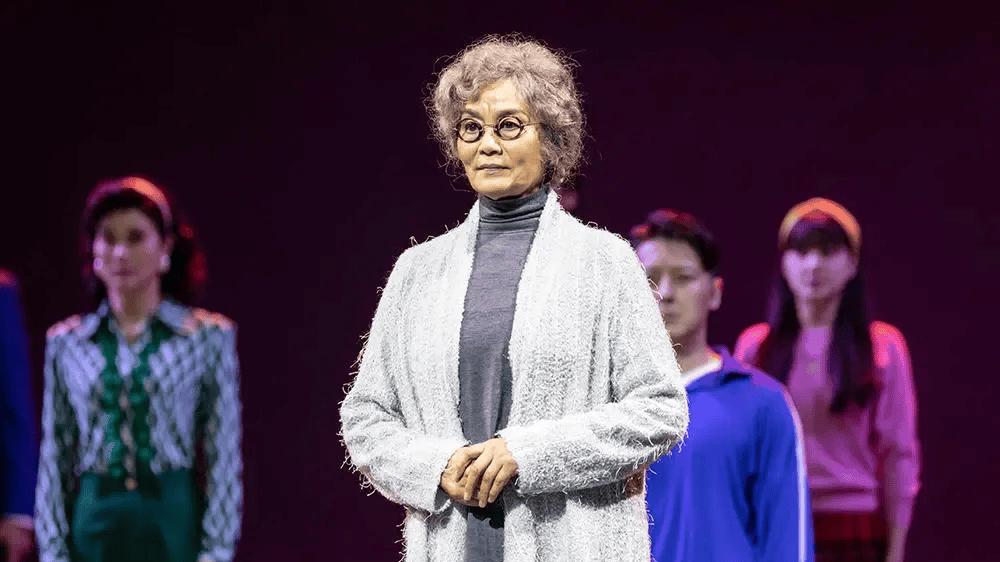 戏骨从不褪色！潘虹《繁花》黎老师，凭20分钟独白封神，藏尽时代苍凉