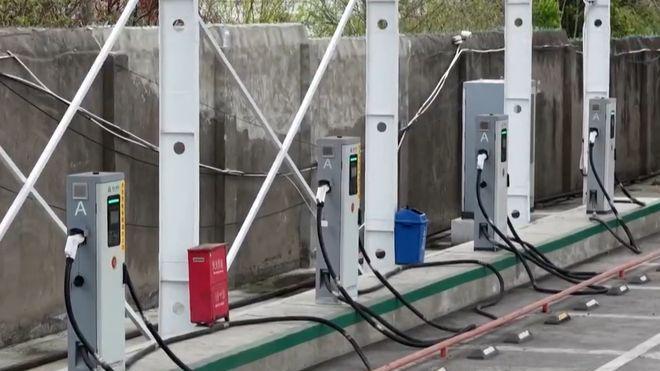 告别柴油 拥抱绿电！湖北省荆门市新能源重卡跑出 “绿色加速度”