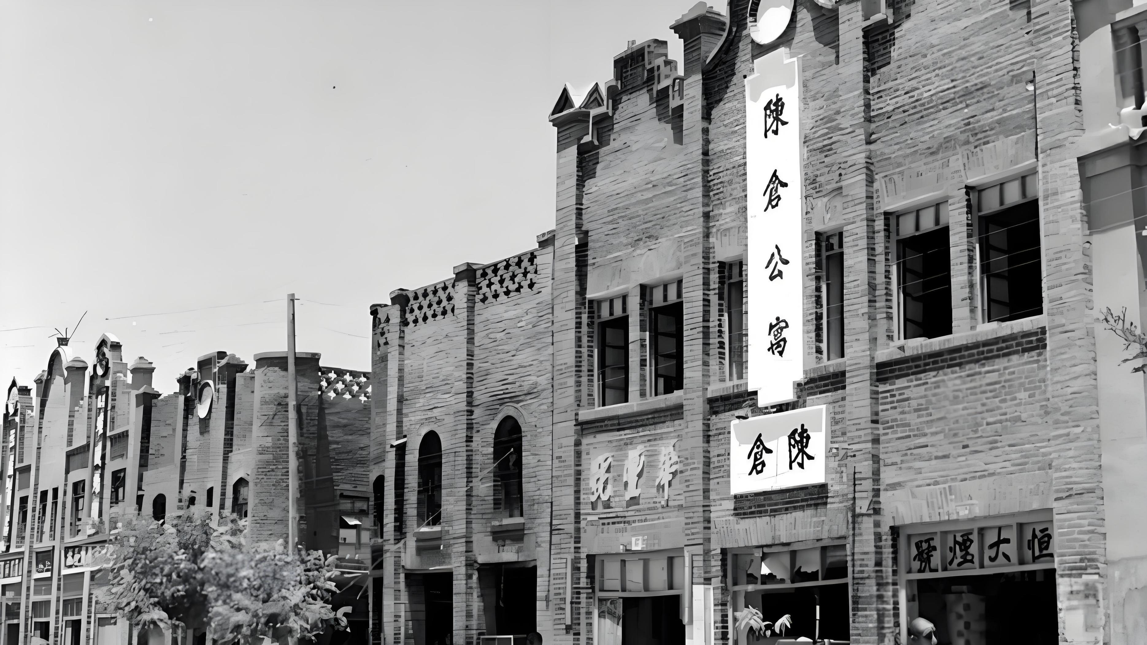 穿龙袍戴皇冠，关中这里的城隍老爷不一般，而且一城城隍两处供奉