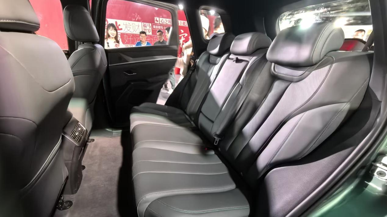 限时11.98万起！2026款宋Pro DM-i 220km长续航版上市