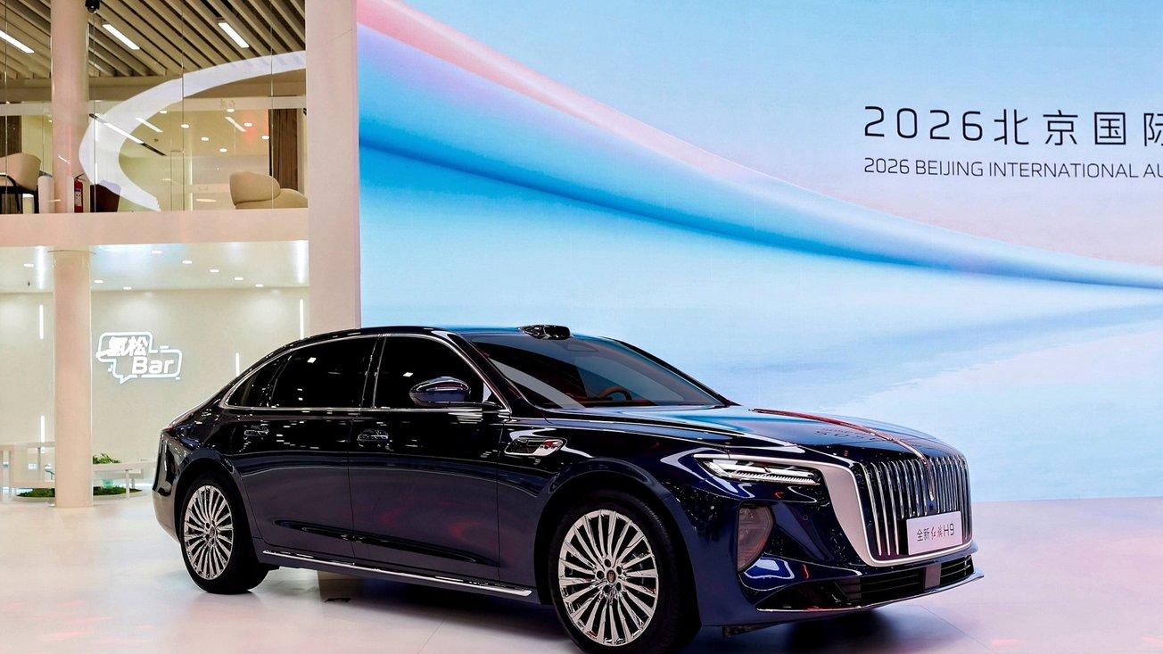 北京车展｜红旗亮剑：油电并进、技术自立，扛起中国汽车向上使命