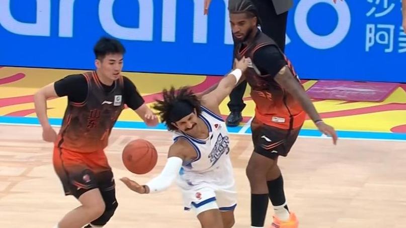 8连胜！CBA山东男篮末节18-0打败宁波，三外援20+挡不住