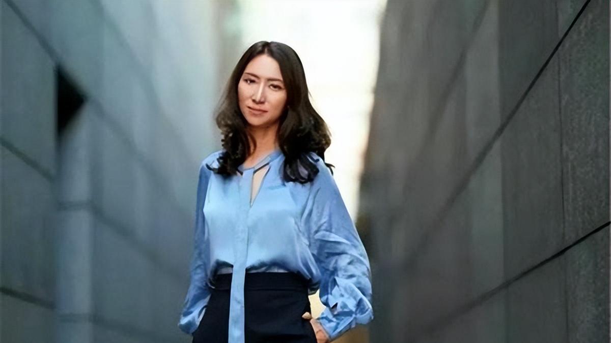 “清华学霸”李一诺：27岁博士毕业，4年生3个娃，替世界首富花钱