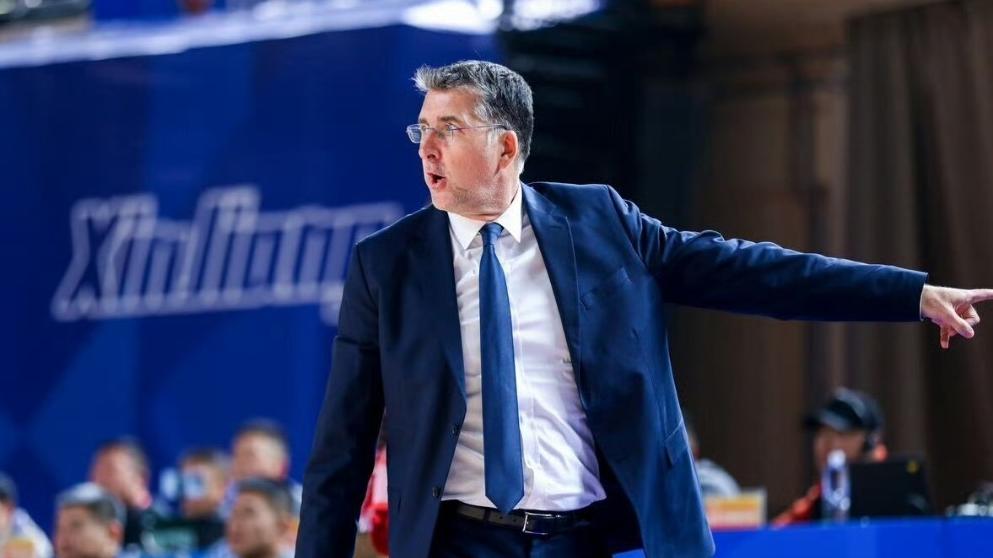 官宣！新疆男篮主帅刘炜辞职