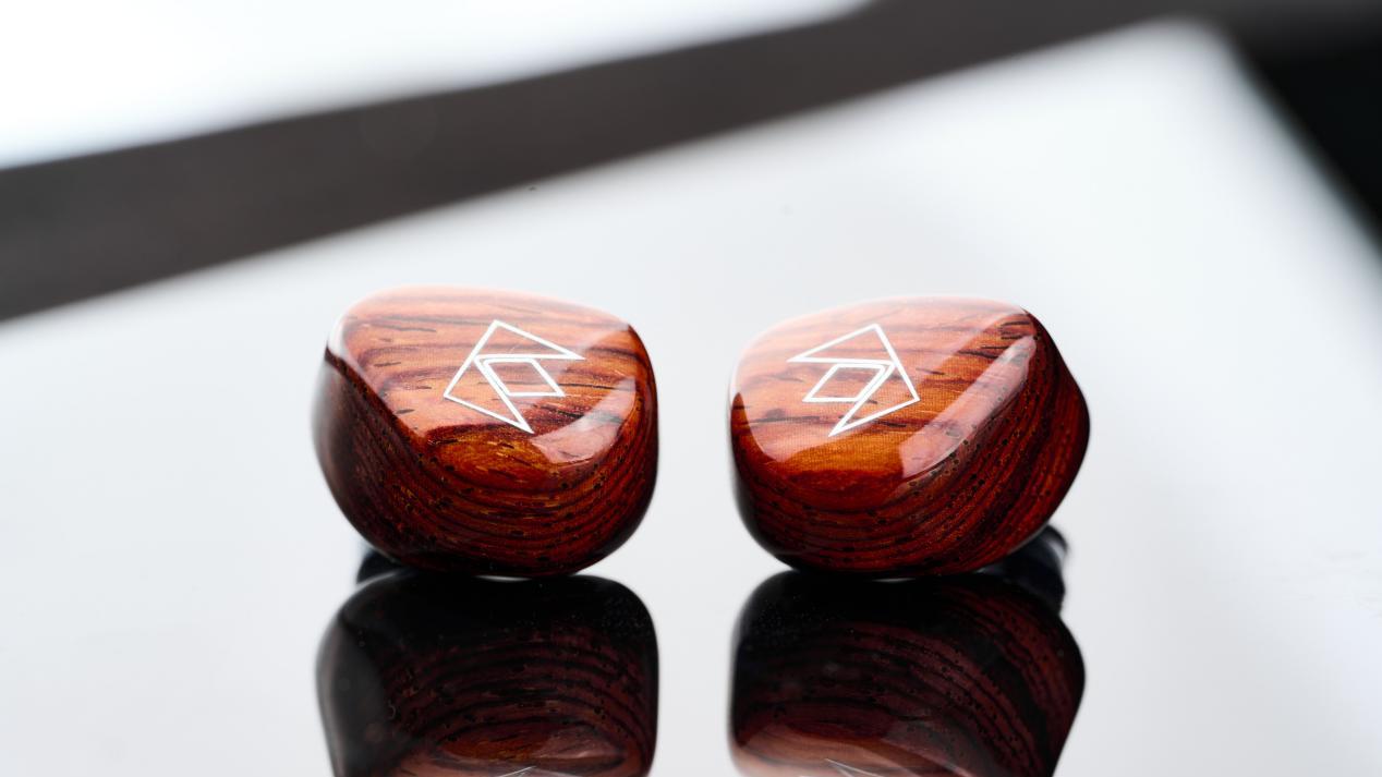 Noble Audio LuBan鲁班：匠心独具的人声毒物