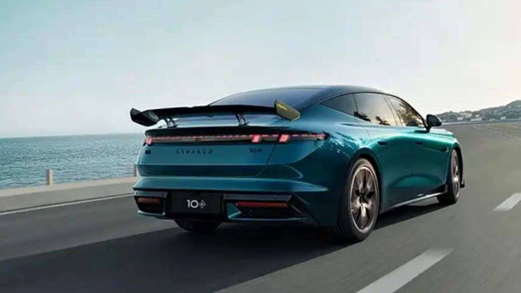 领克10+携超大尾翼来袭，不到千匹马力只要20万出头？