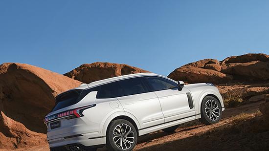 领克09五座版正式上市 限时售价21.28万元