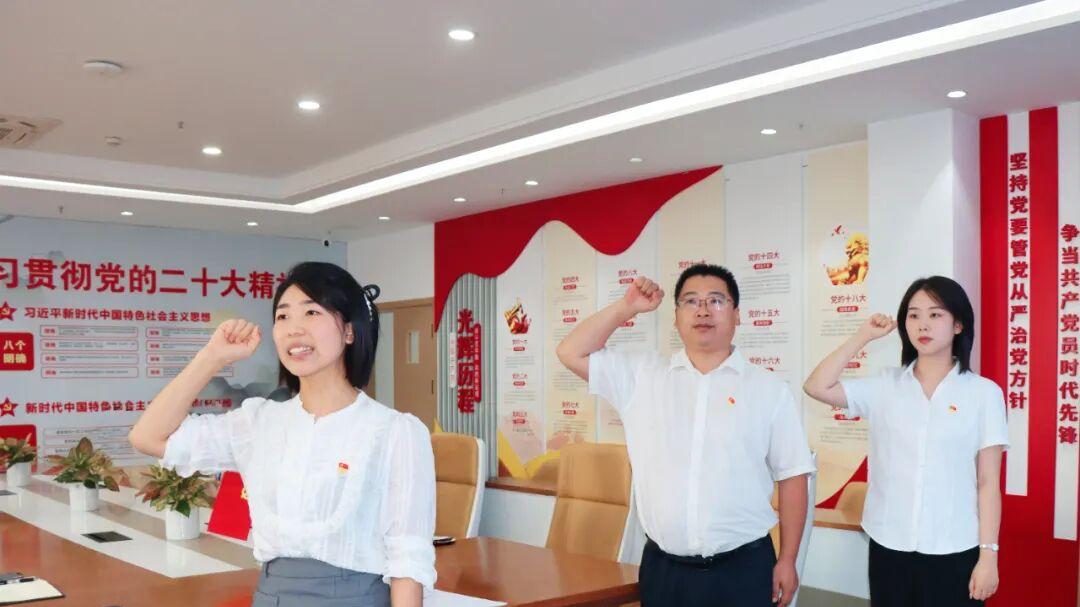 重庆望江技工学校党支部开展主题党日活动