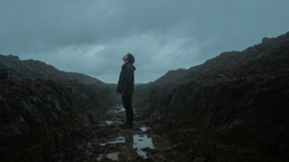 是否这辈子都要困在这泥泞之中