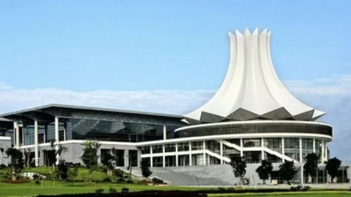 邕城立潮头，东盟聚风华——走笔南宁东盟商务区