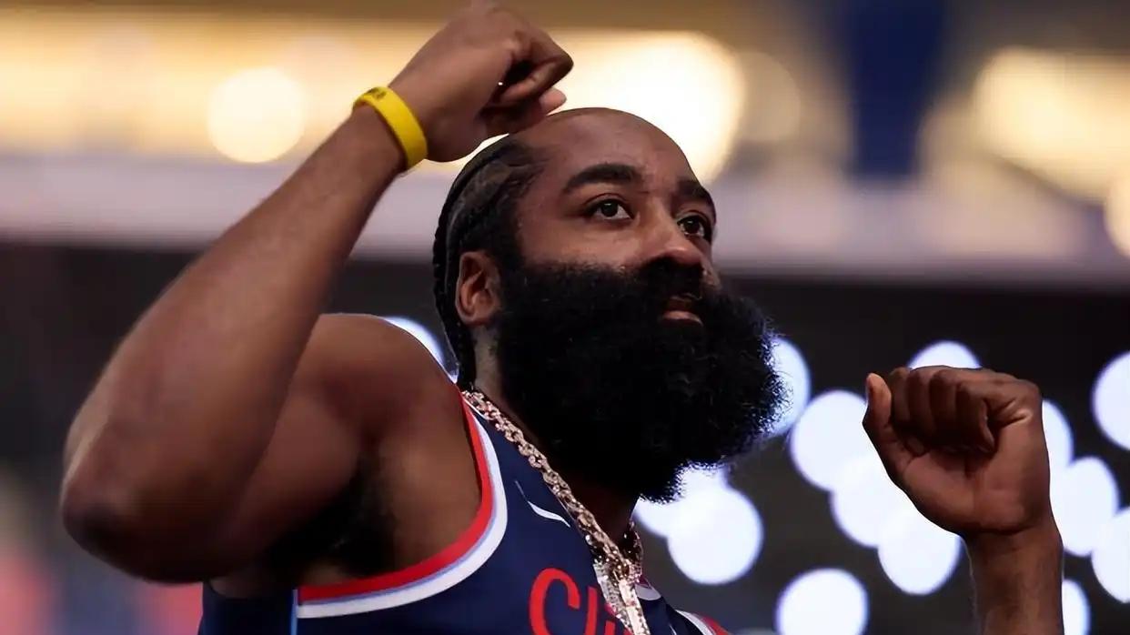 首发出场，0分！快船管理层的骚操作，苦了哈登！